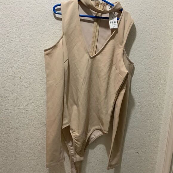 SEEK The Label Bodysuit Long Sleeve Cold Shoulder D Pink NWT Small - Picture 2 of 9